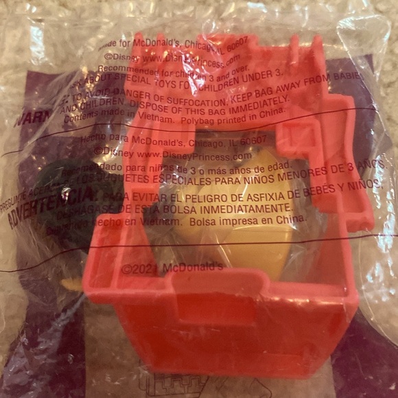 (8) McDonald’s Toys (All expect Sonic 2 toy 4 are in OG packaging) - Picture 6 of 16